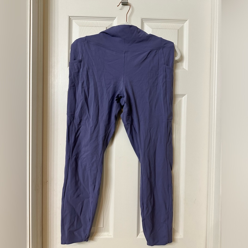 REI cooperative XL lilac leggings.